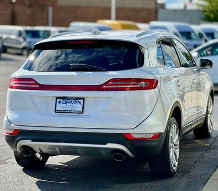 2016 Lincoln MKC Select