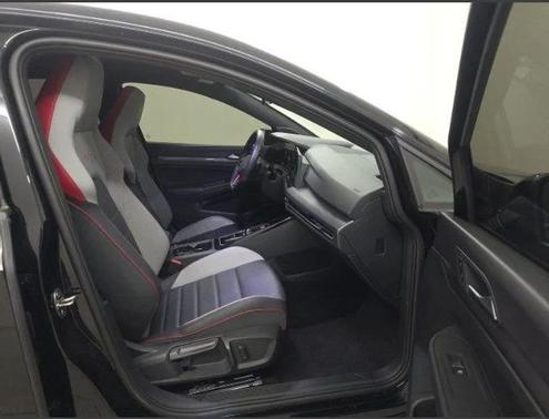 Deep Black Pearl 2024 Volkswagen Golf GTI 1.4T TSI