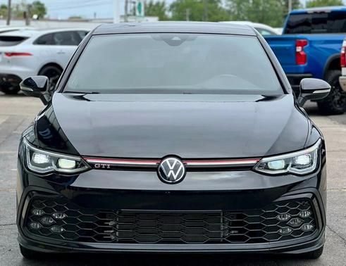 Deep Black Pearl 2024 Volkswagen Golf GTI 1.4T TSI