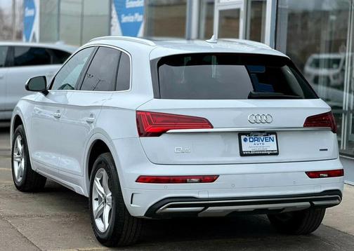 2022 Audi Q5 40 Premium