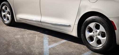 2017 Chrysler Pacifica Touring-L