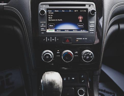 Tungsten Metallic 2017 Chevrolet Traverse 1LT