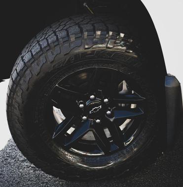 Summit White 2019 Chevrolet Silverado 1500 LT Trail Boss