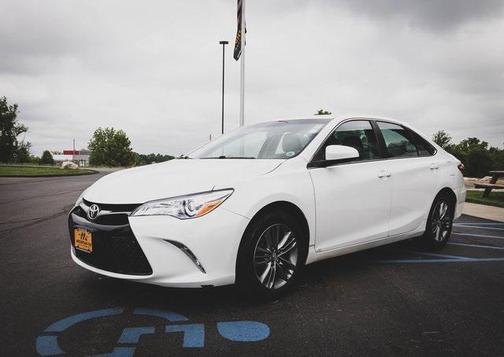 2017 Toyota Camry SE