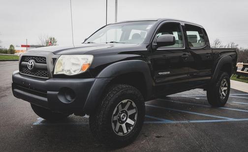 Black 2011 Toyota Tacoma Double Cab