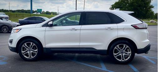 White Platinum Clearcoat Metallic 2015 Ford Edge Titanium