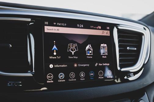 2020 Chrysler Pacifica Touring-L Plus