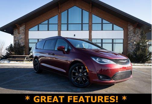 2020 Chrysler Pacifica Touring-L Plus