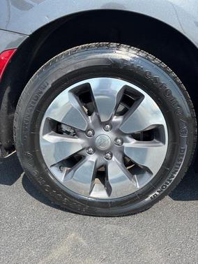2017 Chrysler Pacifica Hybrid Platinum