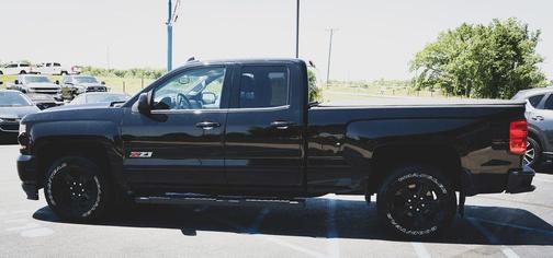 Black 2017 Chevrolet Silverado 1500 2LT