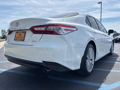2018 Toyota Camry XLE