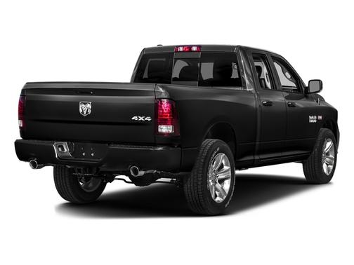Brilliant Black Crystal Pearlcoat 2016 RAM 1500 Sport