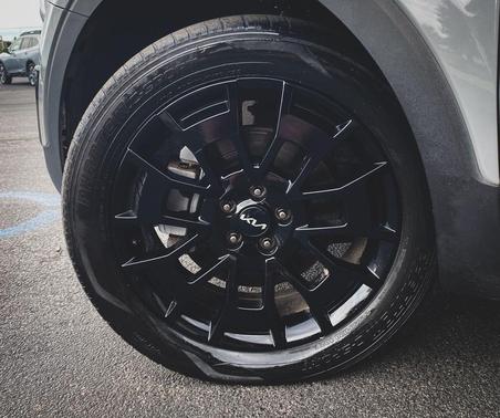 Wolf Gray 2022 Kia Telluride SX