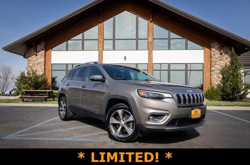 Light Brownstone Pearlcoat 2019 Jeep Cherokee Limited