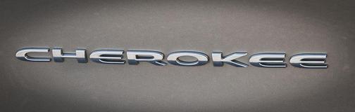 Light Brownstone Pearlcoat 2019 Jeep Cherokee Limited