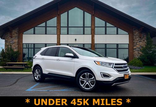 White Platinum Clearcoat Metallic 2017 Ford Edge Titanium