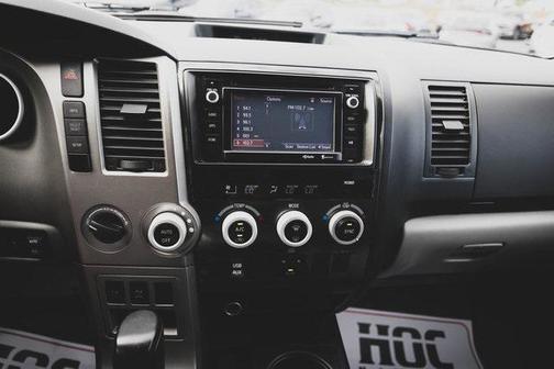 2014 Toyota Sequoia SR5