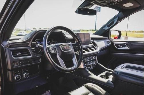 2021 GMC Yukon XL SLT