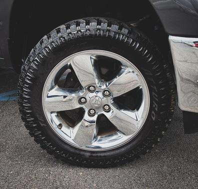 Granite Crystal Metallic Clearcoat 2019 RAM 1500 Big Horn