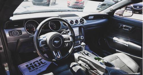 Magnetic 2017 Ford Mustang EcoBoost Premium