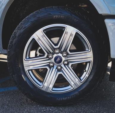 Oxford White 2019 Ford F-150 XLT