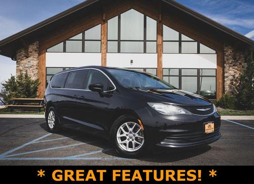 2017 Chrysler Pacifica Touring