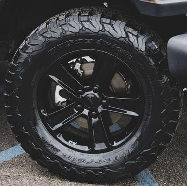 Bright White Clearcoat 2020 Jeep Wrangler Unlimited Sahara