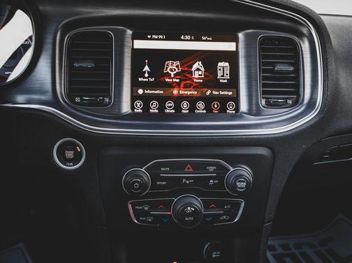 2017 Dodge Charger SXT