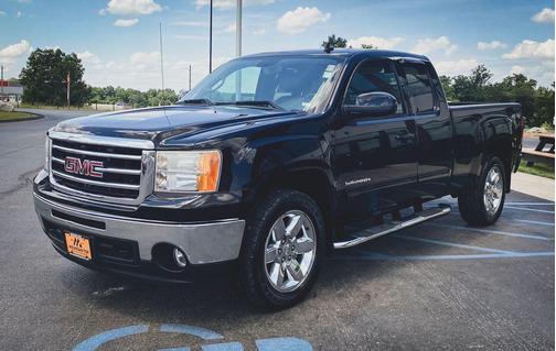 Onyx Black 2013 GMC Sierra 1500 SLT