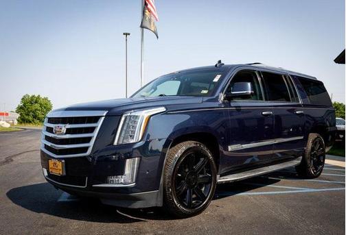 2017 Cadillac Escalade ESV Luxury
