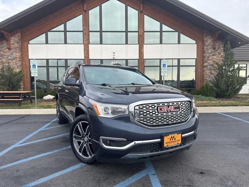 2019 GMC Acadia Denali
