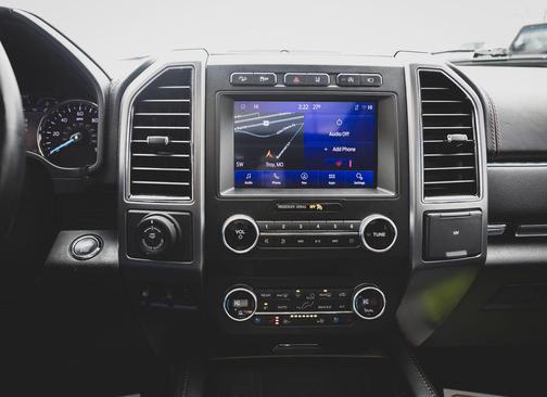 Star White Metallic Tri-Coat 2020 Ford Expedition Max Platinum
