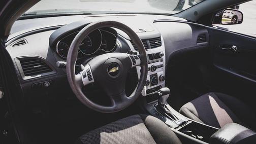 Black Granite Metallic 2010 Chevrolet Malibu LT