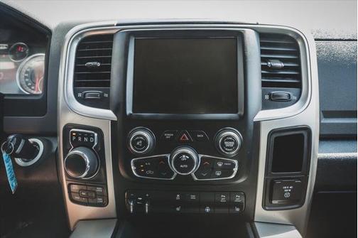 Granite Crystal Metallic Clear 2017 RAM 1500 Big Horn