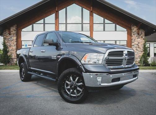 Granite Crystal Metallic Clear 2017 RAM 1500 Big Horn