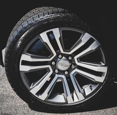Onyx Black 2019 GMC Yukon Denali
