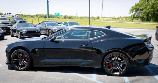 Black 2017 Chevrolet Camaro 1SS