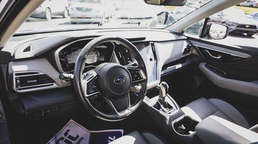 Ice Silver Metallic 2022 Subaru Outback Limited