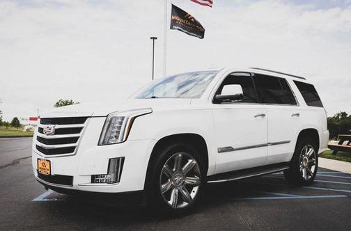 2016 Cadillac Escalade Luxury