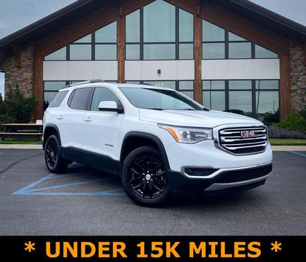 Summit White 2019 GMC Acadia SLT-1