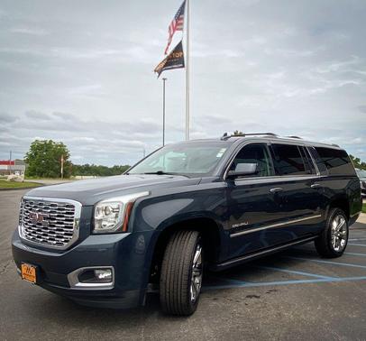 Dark Sky Metallic 2019 GMC Yukon XL Denali
