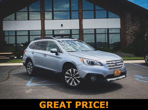 Ice Silver Metallic 2016 Subaru Outback 3.6R Limited