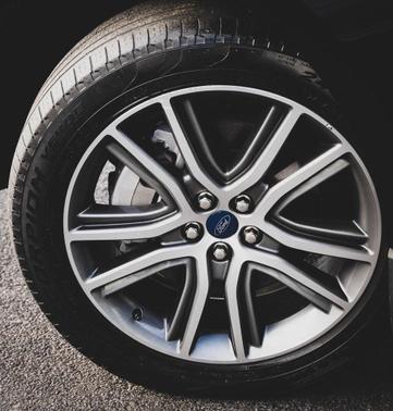 2021 Ford Edge Titanium