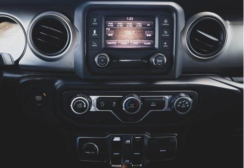 2020 Jeep Gladiator Sport S