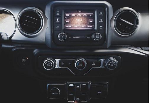 2020 Jeep Gladiator Sport S