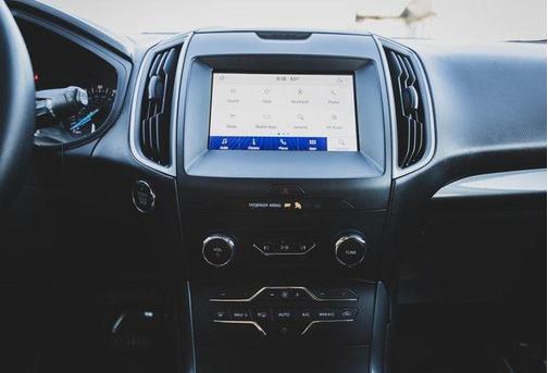 2020 Ford Edge SE