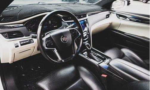 2013 Cadillac XTS Platinum