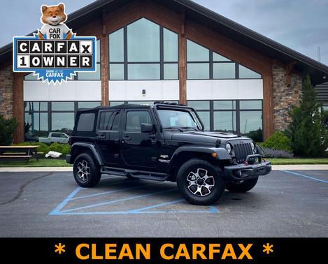Black Clearcoat 2013 Jeep Wrangler Unlimited Sahara