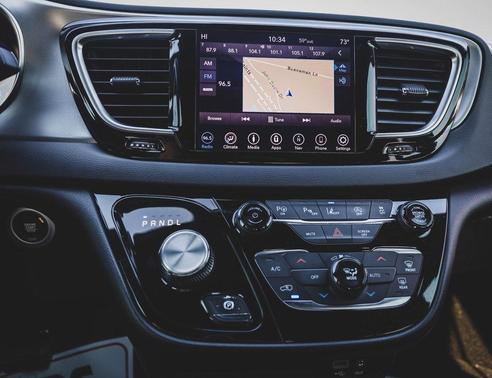 2019 Chrysler Pacifica Touring Plus