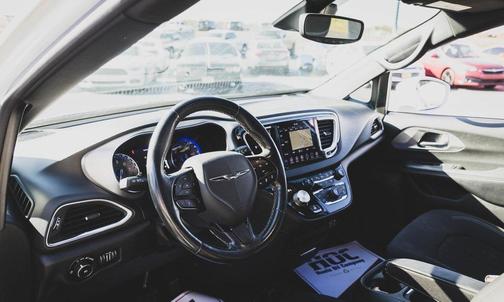 2019 Chrysler Pacifica Touring Plus